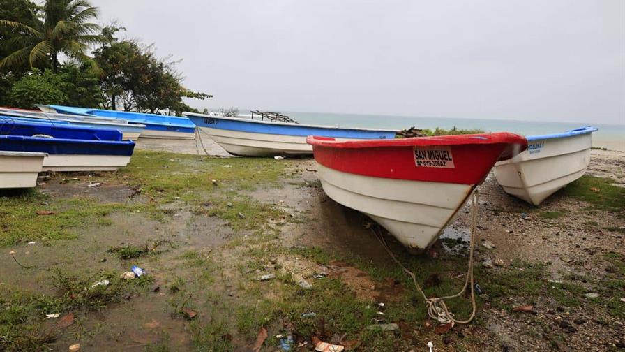 clima-en-rd-olas-superiores-a-los-nueve-pies-por-melissa-95f9f376-focus-0-0-896-504