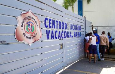 dominicanos-deportados-desde-ee-uu-y-pr-a-inicios-de-febrero_1-focus-0-0-375-240